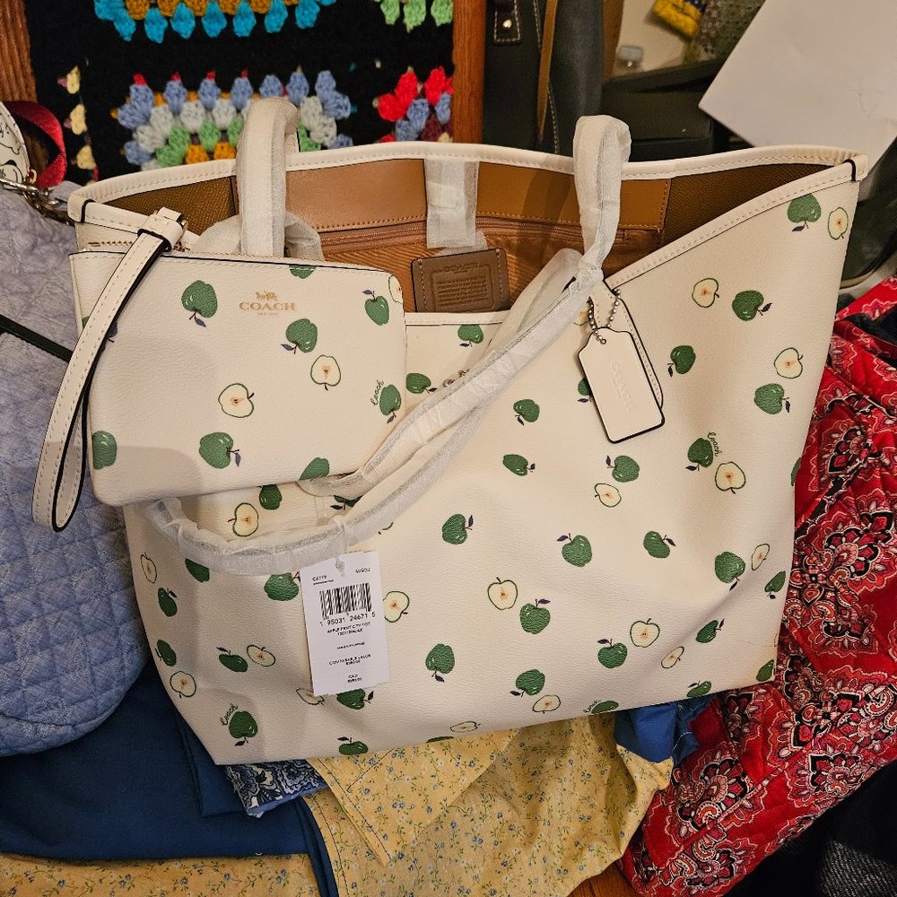 Authentic Coach purse and wristlet